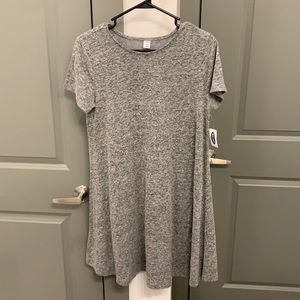 Size medium dress from Old Navy. Brand new with tags!